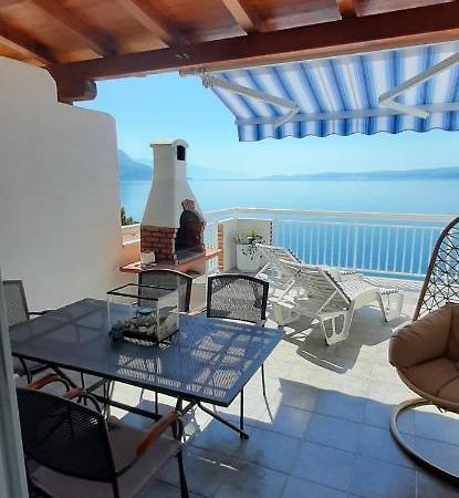 Vikula Apartment Duće Екстериор снимка